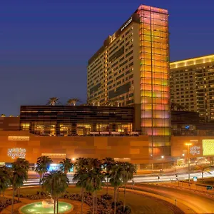 Hotel Swissotel Al Ghurair - Deira & Creek, Dubaj